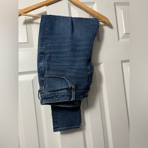 American Eagle size 16